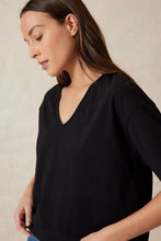 Load image into Gallery viewer, CERES LIFE - BOXY V-NECK TEE / BLACK
