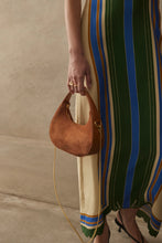 Load image into Gallery viewer, SANCIA - THE ARITZO BAG / Walnut
