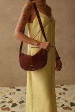 Load image into Gallery viewer, SANCIA - OSIMO BAG / cocoa suede