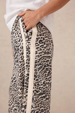 Load image into Gallery viewer, CERES LIFE - RELAXED DRAWSTRING PANT -/ Leopard