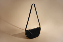 Load image into Gallery viewer, SANCIA - OSIMO BAG / Black Suede
