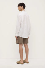 Load image into Gallery viewer, ASSEMBLY - EVERYDAY MENS LINEN SHIRT / WHITE