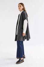 Load image into Gallery viewer, ELK - NEWT HOODED PONCHO