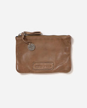 Load image into Gallery viewer, STITCH &amp; HIDE - MELBOURNE POUCH in SADDLE
