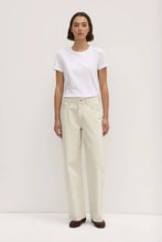 Load image into Gallery viewer, ASSEMBLY - WOMENS RELAXED JEAN / CHALK