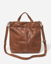 Load image into Gallery viewer, STITCH & HIDE - WATEGOES BAG - saddle