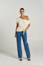 Load image into Gallery viewer, SUMMI SUMMI - IVY KNIT TOP / lily white