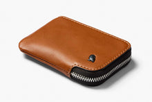 Load image into Gallery viewer, BELLROY - CARD POCKET CARAMEL