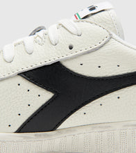 Load image into Gallery viewer, DIADORA - GAME LOW waxed WHITE/BLACK