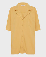 Load image into Gallery viewer, BARE - WAFFLE SHORT SLEEVE SHIRT in MANUKA
