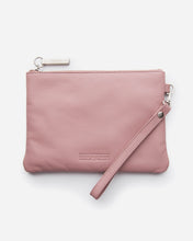 Load image into Gallery viewer, STITCH &amp; HIDE CASSIE CLUTCH - DUSTY ROSE
