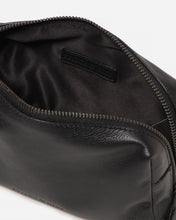 Load image into Gallery viewer, STITCH & HIDE - CLEO MAKEUP BAG BLACK