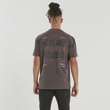 Load image into Gallery viewer, NENA & PASADENA - TRANSFER RELAXED TEE - PIGMENT SHALE BROWN