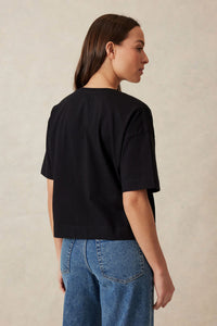 CERES LIFE - BOXY V-NECK TEE / BLACK