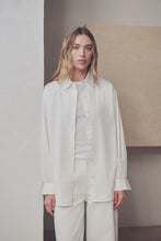 Load image into Gallery viewer, ASSEMBLY - MICHA POPLIN L/S SHIRT - white
