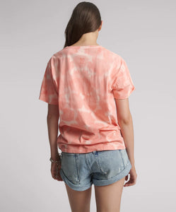 ONETEASPOON - HEART THROB TIE DYE BOYFRIEND TEE