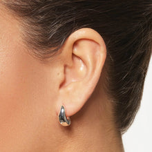 Load image into Gallery viewer, ZAYA - NALU HUGGIES / MEDIUM SILVER
