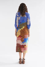 Load image into Gallery viewer, ELK - PEJ MIDI DRESS
