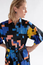 Load image into Gallery viewer, ELK - GRAND SHIRT DRESS / lucent print
