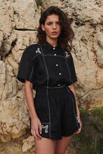 Load image into Gallery viewer, ROWIE - ARIES LINEN SHIRT / Noir
