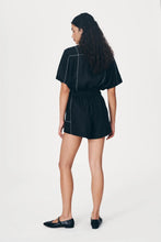 Load image into Gallery viewer, ROWIE - ARIES LINEN SHORT / Noir
