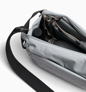 BELLROY VENTURE SLING 9L - FOG