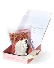 Load image into Gallery viewer, BOPO - STEEP &amp; SOAK BLUSHING BATH TEE
