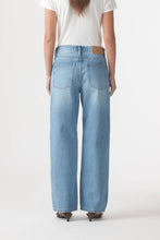 Load image into Gallery viewer, OUTLAND DENIM - RACHEL MID BOYFREIND 29' / Vintage Blue Wash
