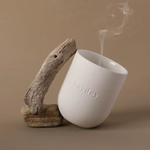 Load image into Gallery viewer, LAYDAY CANDLE - PARADISO / Sandalwood &amp; Vanilla
