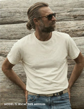 Load image into Gallery viewer, MR SIMPLE - CASHMERE REGINALD TEE
