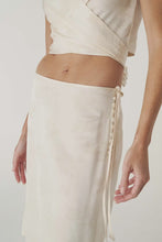 Load image into Gallery viewer, ROWIE - CARLA JACQUARD MIDI SKIRT - IVORY FLORAL
