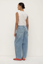 Load image into Gallery viewer, ASSEMBLY - CHERRI BUTTON FRONT TOP - WHITE
