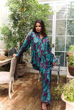 Load image into Gallery viewer, SUMMI SUMMI - BOSS LS SHIRT / JADE BUTTERFLY
