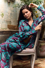 Load image into Gallery viewer, SUMMI SUMMI - BOSS LS SHIRT / JADE BUTTERFLY
