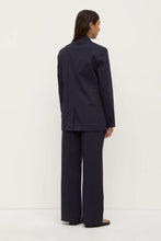 Load image into Gallery viewer, ASSEMBLY - ELLEN DOUBLE BREAST BLAZER / True Navy
