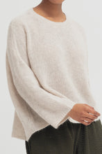 Load image into Gallery viewer, ELK - AGNA SWEATER / ecru
