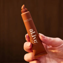Load image into Gallery viewer, ALIVE - TINTED LIP BUTTER ORNAMENT /cinnamon &amp; citrus
