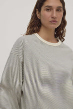 Load image into Gallery viewer, ASSEMBLY - MALONE STRIPE WIDE SLEEVE TEE / cream black
