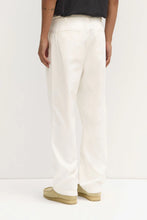 Load image into Gallery viewer, ASSEMBLY - MILES PLEATED CHINO -ANTIQUE WHITE/CREAM
