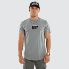 Load image into Gallery viewer, NXP - IGNITE DUAL CURVED TEE / pigment ultimate grey
