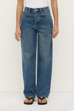 Load image into Gallery viewer, ASSEMBLY - OVERSIZED HIGH RISE JEAN / dark indigo fade
