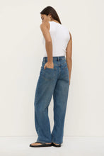 Load image into Gallery viewer, ASSEMBLY - OVERSIZED HIGH RISE JEAN / dark indigo fade

