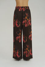 Load image into Gallery viewer, SUMMI SUMMI - WIDE LEG PANT / Chocolat petals
