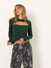 Load image into Gallery viewer, SUMMI SUMMI - CUT OUT L/S TOP in Forest
