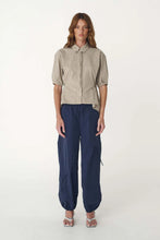 Load image into Gallery viewer, ROWIE - TRIST BALLOON PANT - Navy
