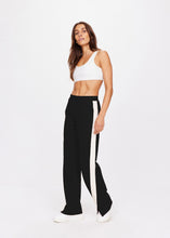 Load image into Gallery viewer, THE UPSIDE - PETRA FLARE PANT / BLACK
