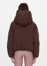 Load image into Gallery viewer, THE UPSIDE - MERCER HOODED PUFFER JACKET / cocoa
