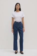 Load image into Gallery viewer, ASSEMBLY - VINTAGE STRAIGHT JEAN / HERITAGE BLUE
