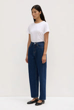 Load image into Gallery viewer, ASSEMBLY - VINTAGE STRAIGHT JEAN / HERITAGE BLUE
