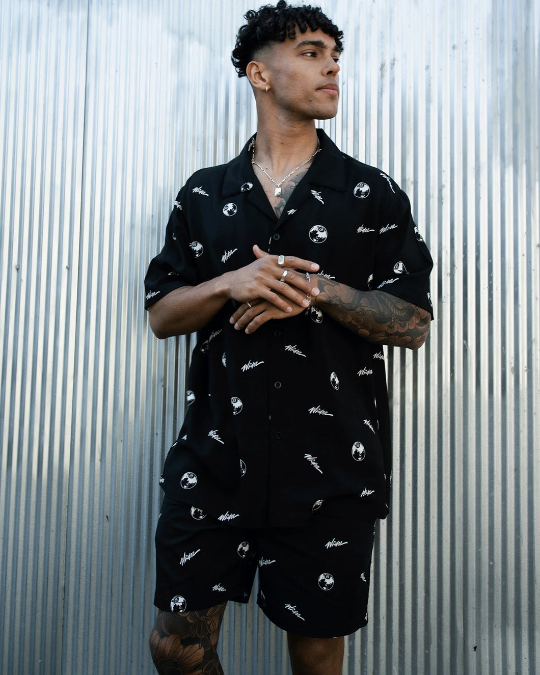 WNDRR - 8 BALL S/S SHIRT